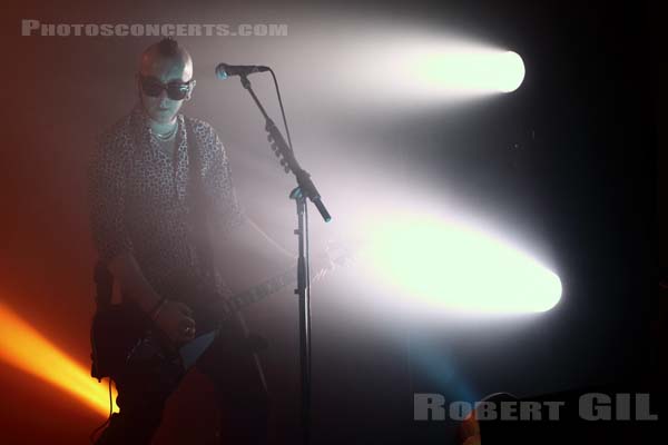 THE SISTERS OF MERCY - 2009-03-07 - PARIS - Le Bataclan - 